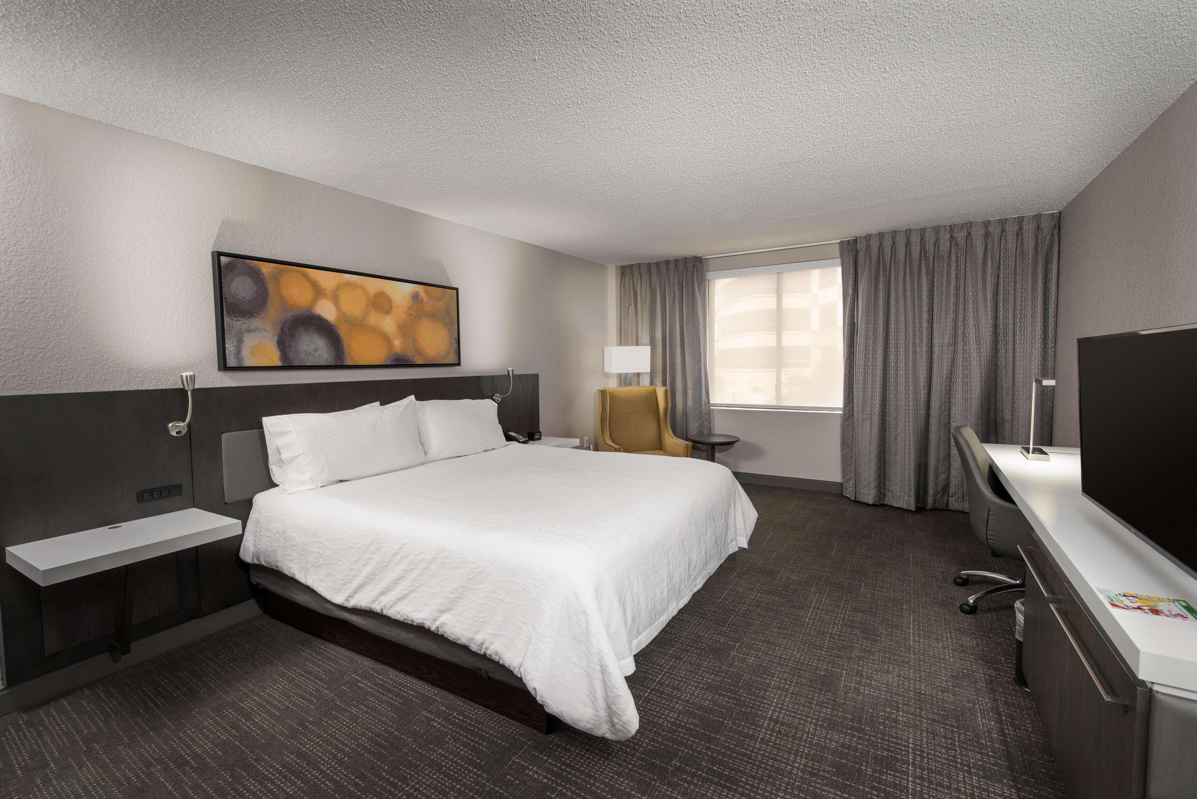 Hilton Garden Inn Las Colinas Irving Exterior photo