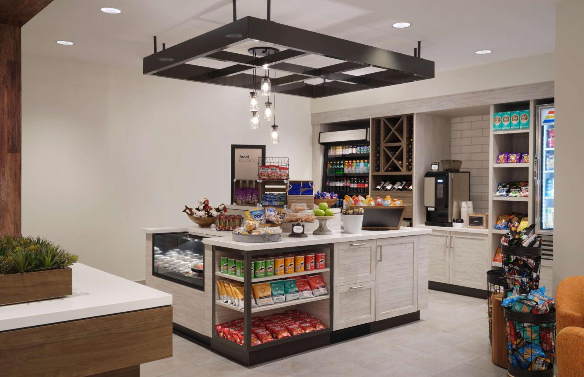 Hilton Garden Inn Las Colinas Irving Exterior photo