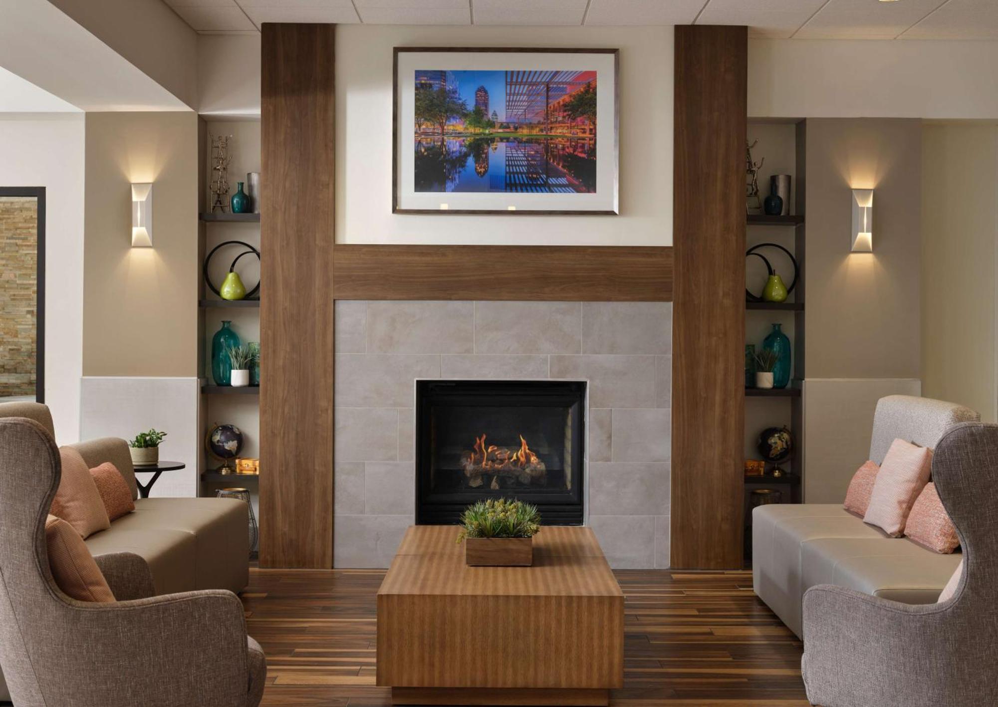 Hilton Garden Inn Las Colinas Irving Exterior photo