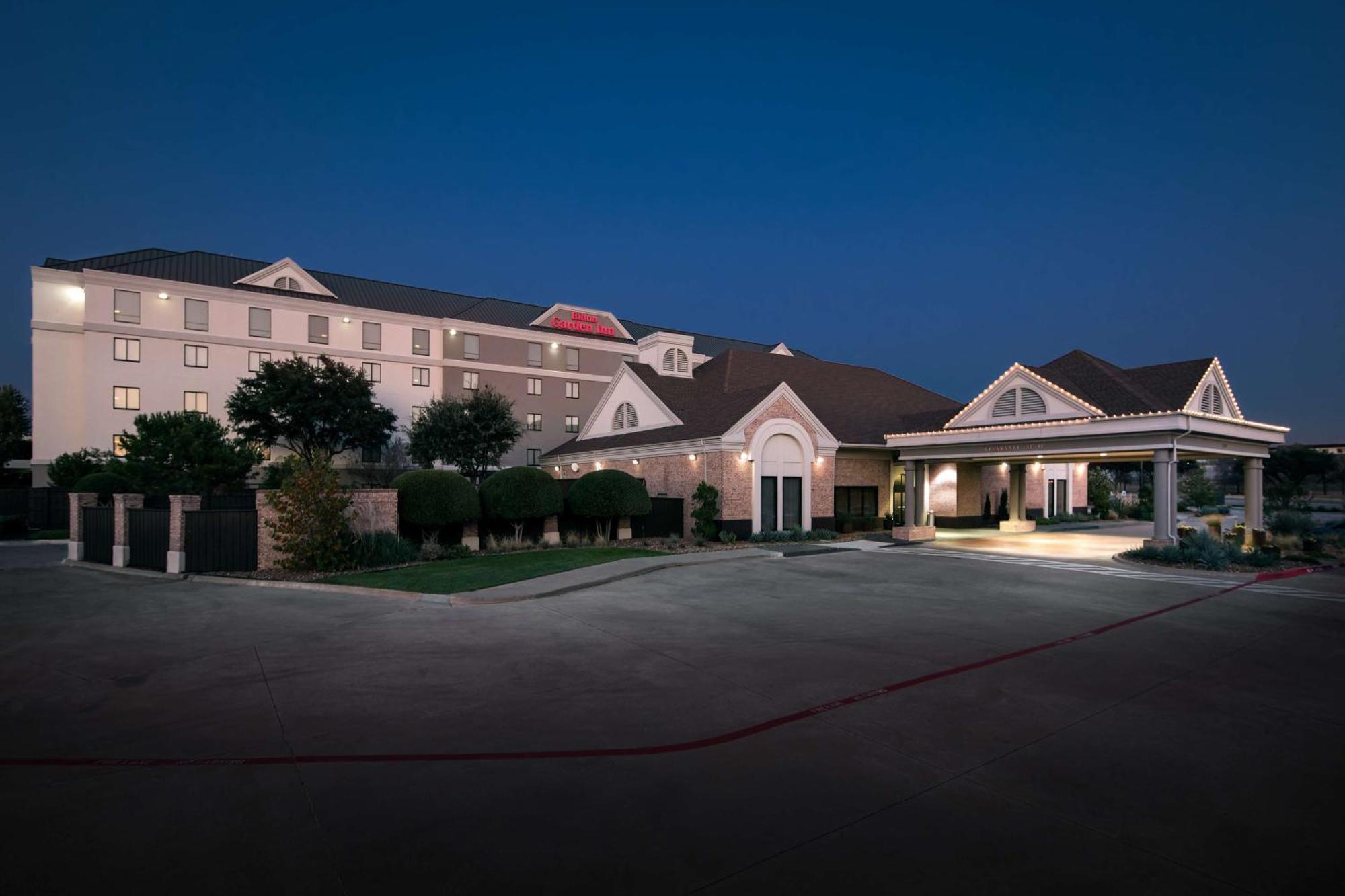 Hilton Garden Inn Las Colinas Irving Exterior photo