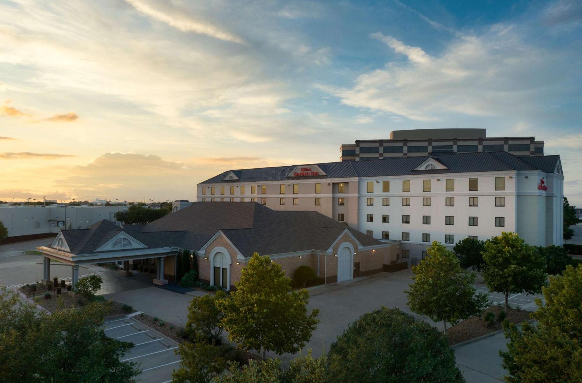 Hilton Garden Inn Las Colinas Irving Exterior photo